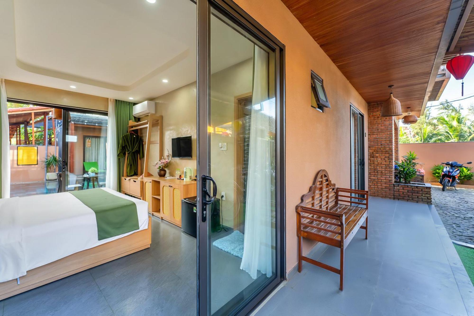The Linh Seaside Villa Hoi An Exterior photo